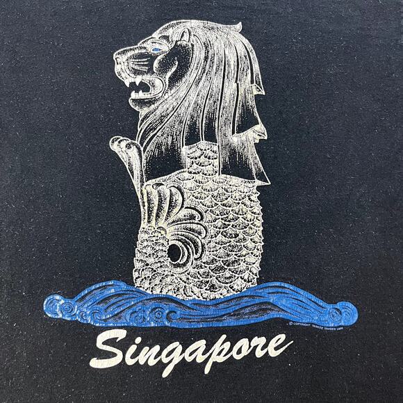 Vintage Singapore T-Shirt Adult XS Black Merlion Asia Nature Art Made in USA 90s - Picture 2 of 9